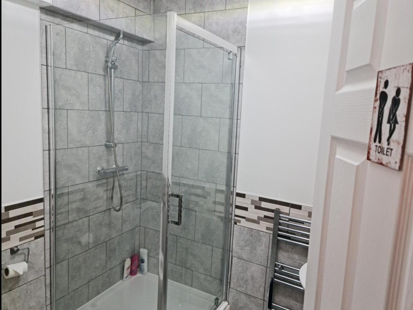 Cosy Studio With Kitchenette And Private Bathroom - 15Mins To Central London! エクステリア 写真