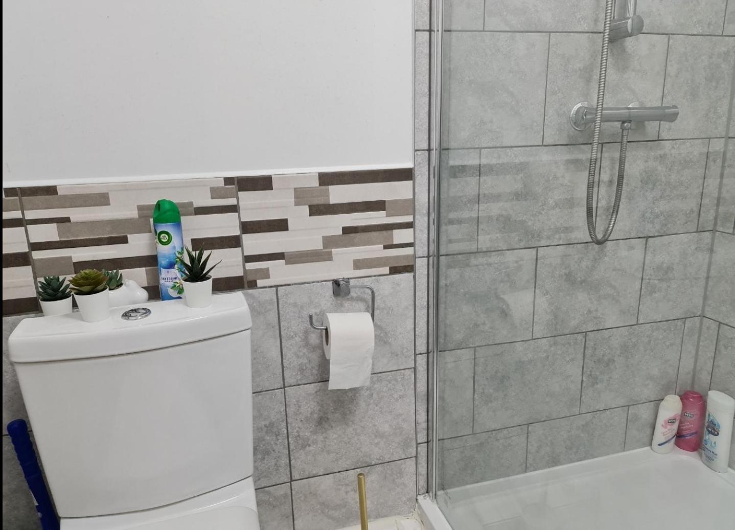 Cosy Studio With Kitchenette And Private Bathroom - 15Mins To Central London! エクステリア 写真