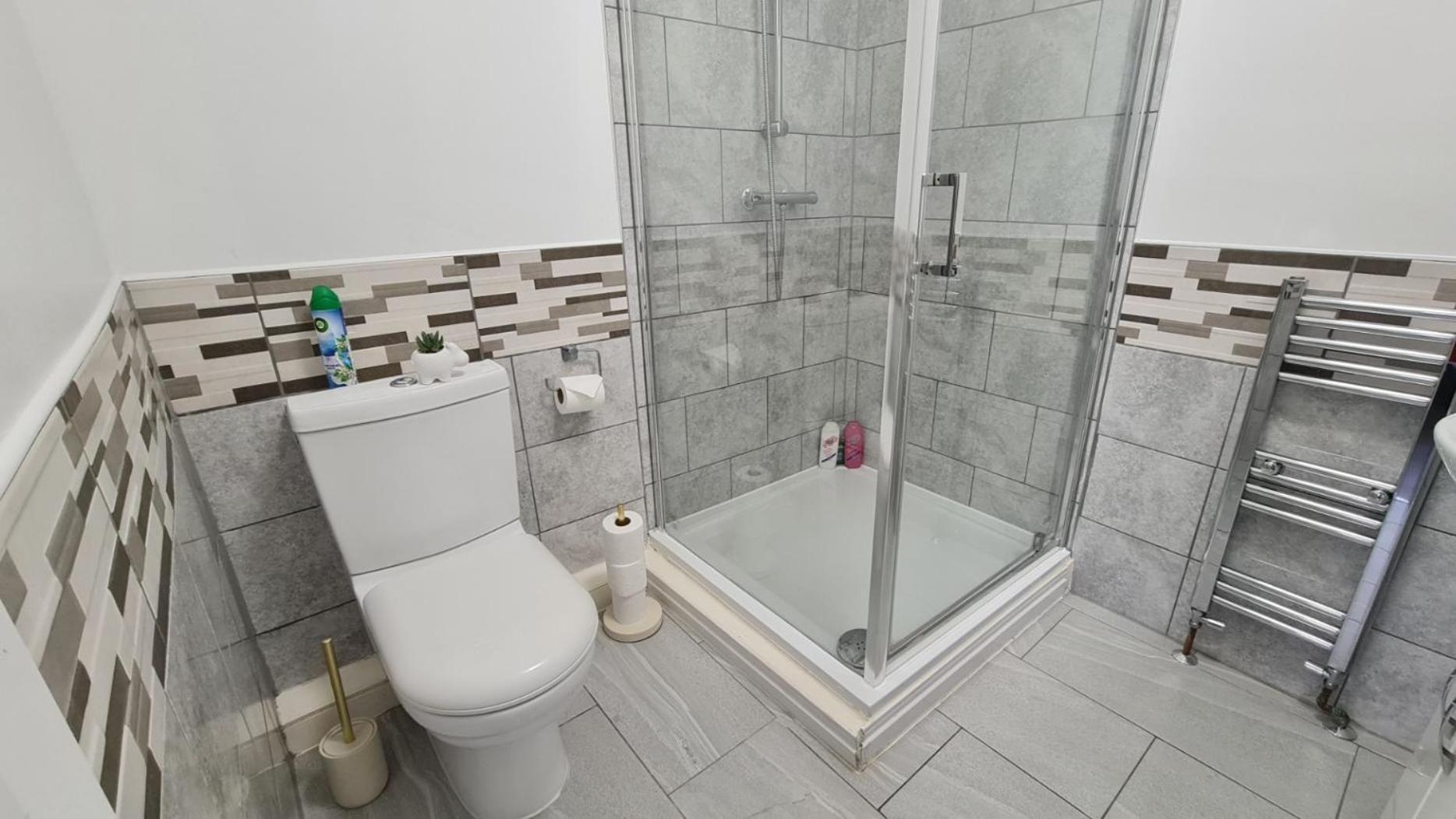 Cosy Studio With Kitchenette And Private Bathroom - 15Mins To Central London! エクステリア 写真