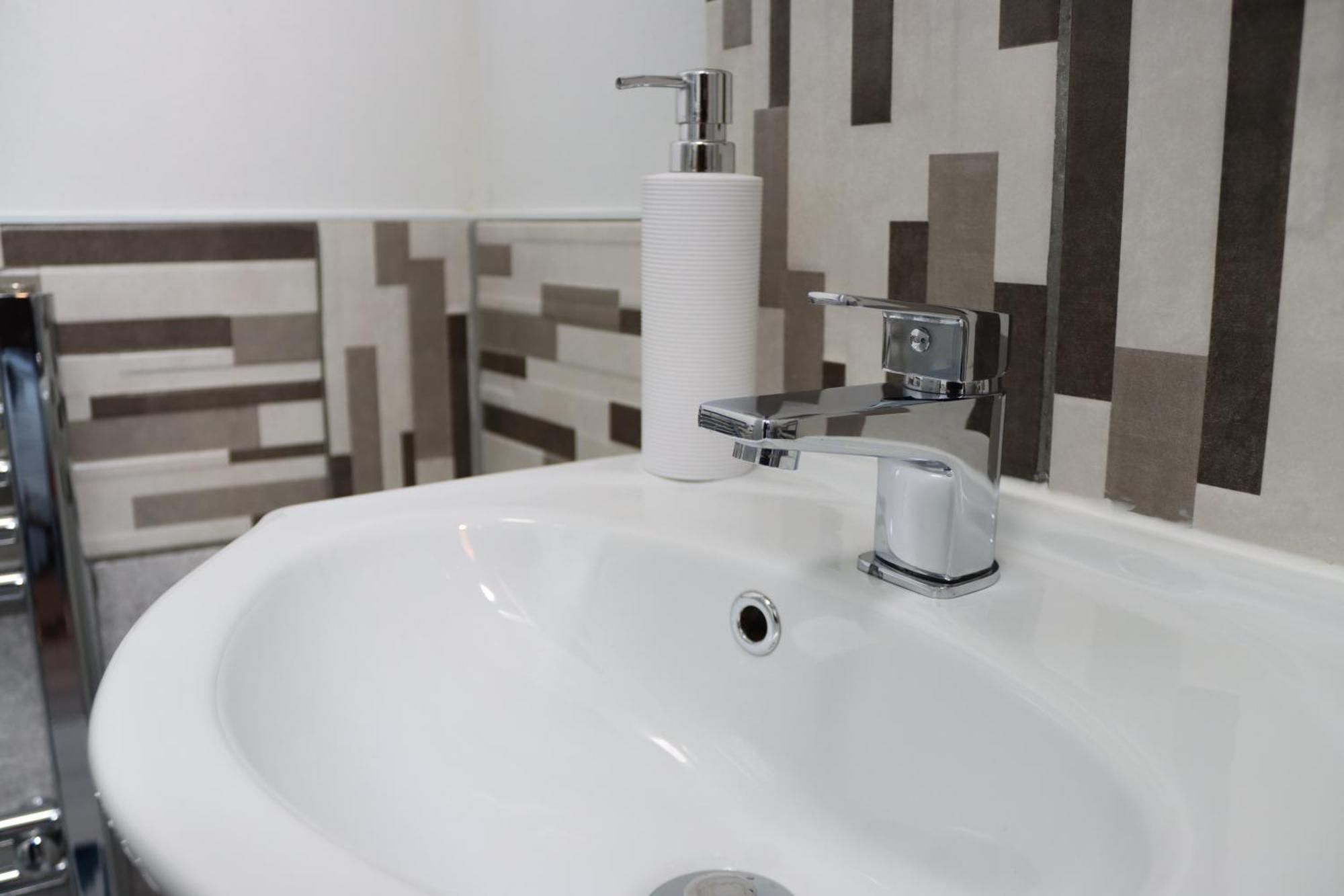 Cosy Studio With Kitchenette And Private Bathroom - 15Mins To Central London! エクステリア 写真