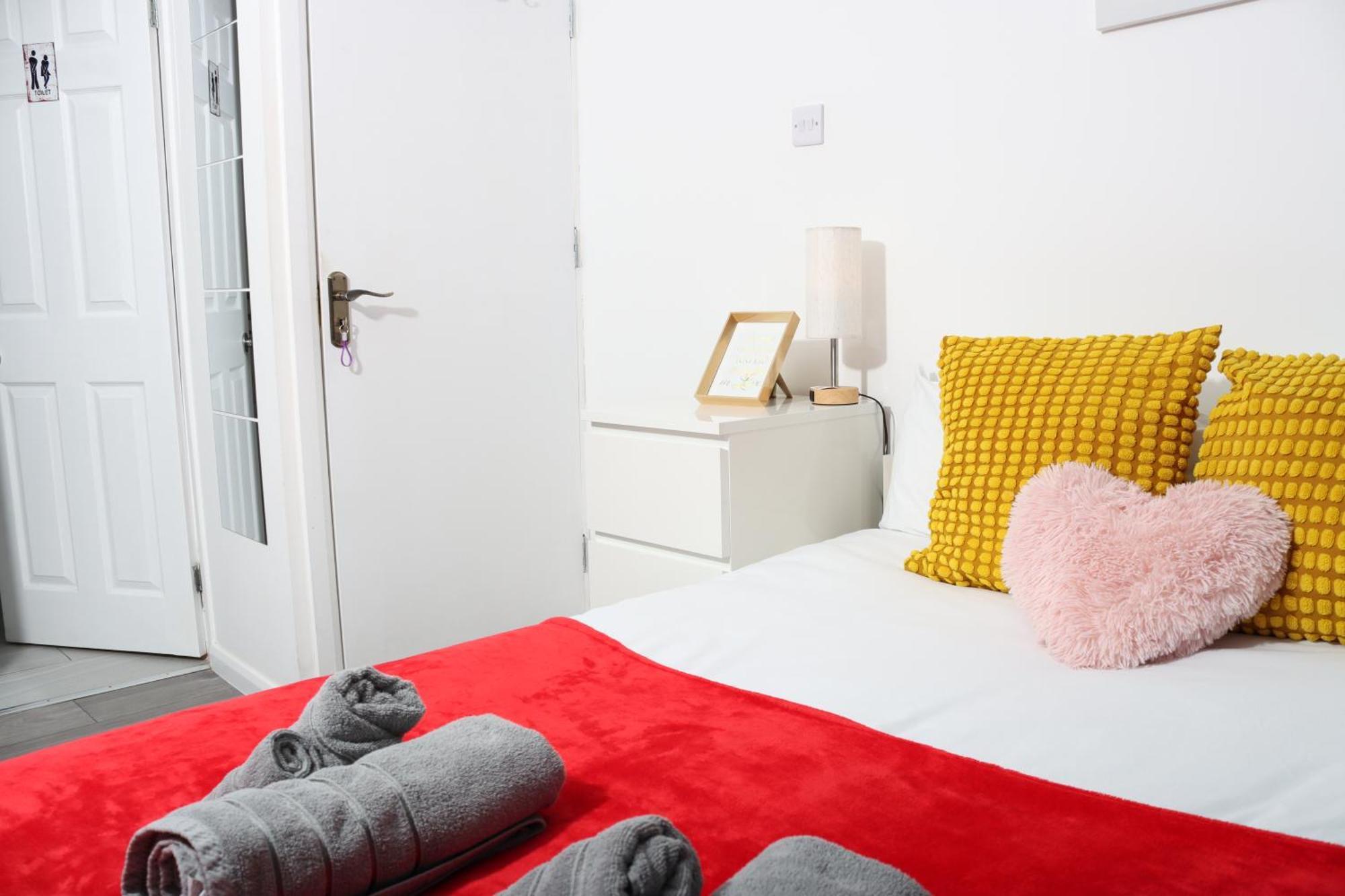 Cosy Studio With Kitchenette And Private Bathroom - 15Mins To Central London! エクステリア 写真